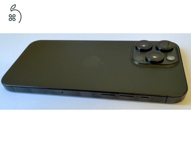 Apple iPhone 15 Pro Max 256GB - Fekete - Karcmentes 
