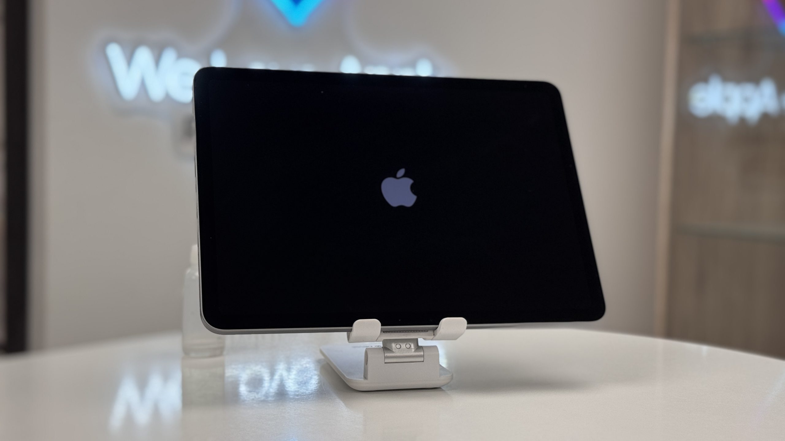 iPad Air M2 128GB, 6th Gen, 11