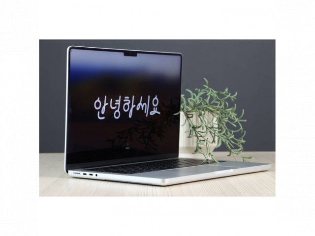 Használt MacBook Pro 14