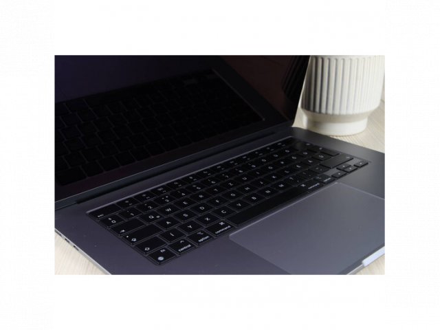 Használt Apple Macbook Air 15