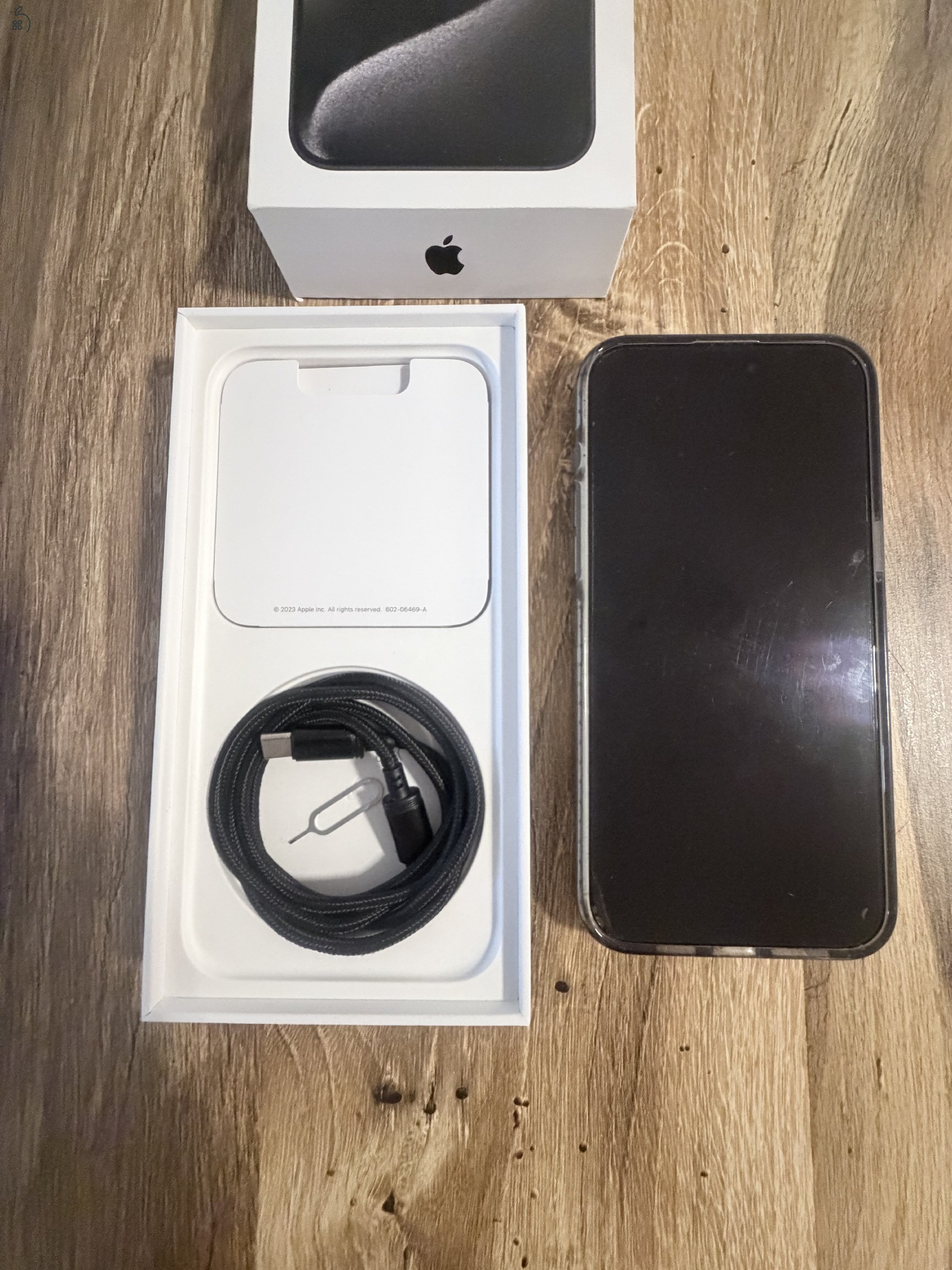 Eladó iPhone 15 Pro Max 256 GB – modellváltás miatt