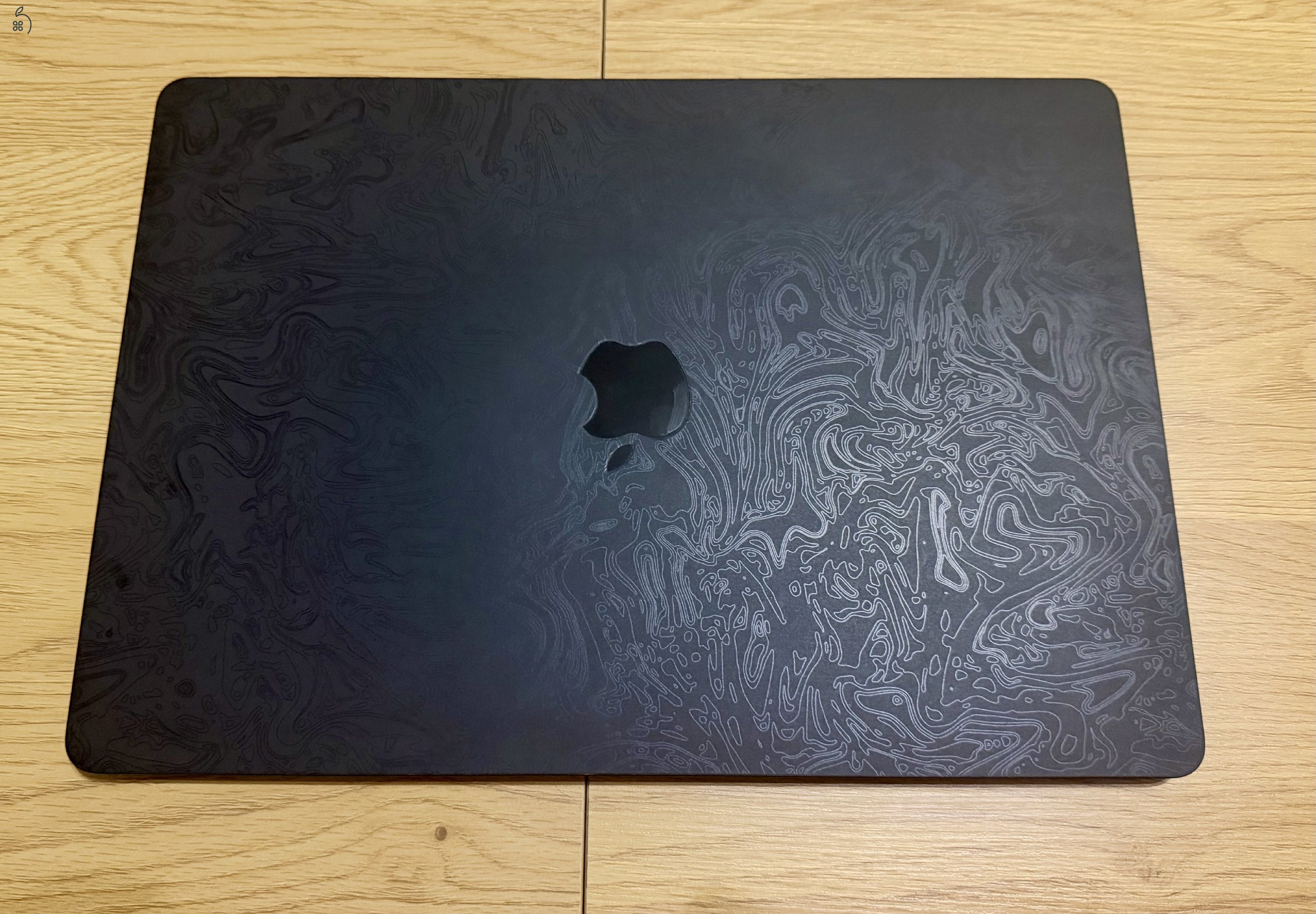 MacBook Air 15 - M5 16GB 512GB éjfekete