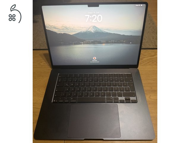 MacBook Air 15 - M5 16GB 512GB éjfekete