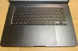MacBook Air 15 - M5 16GB 512GB éjfekete