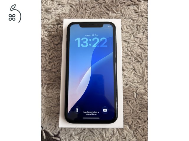 iPhone 11 fekete 64 GB