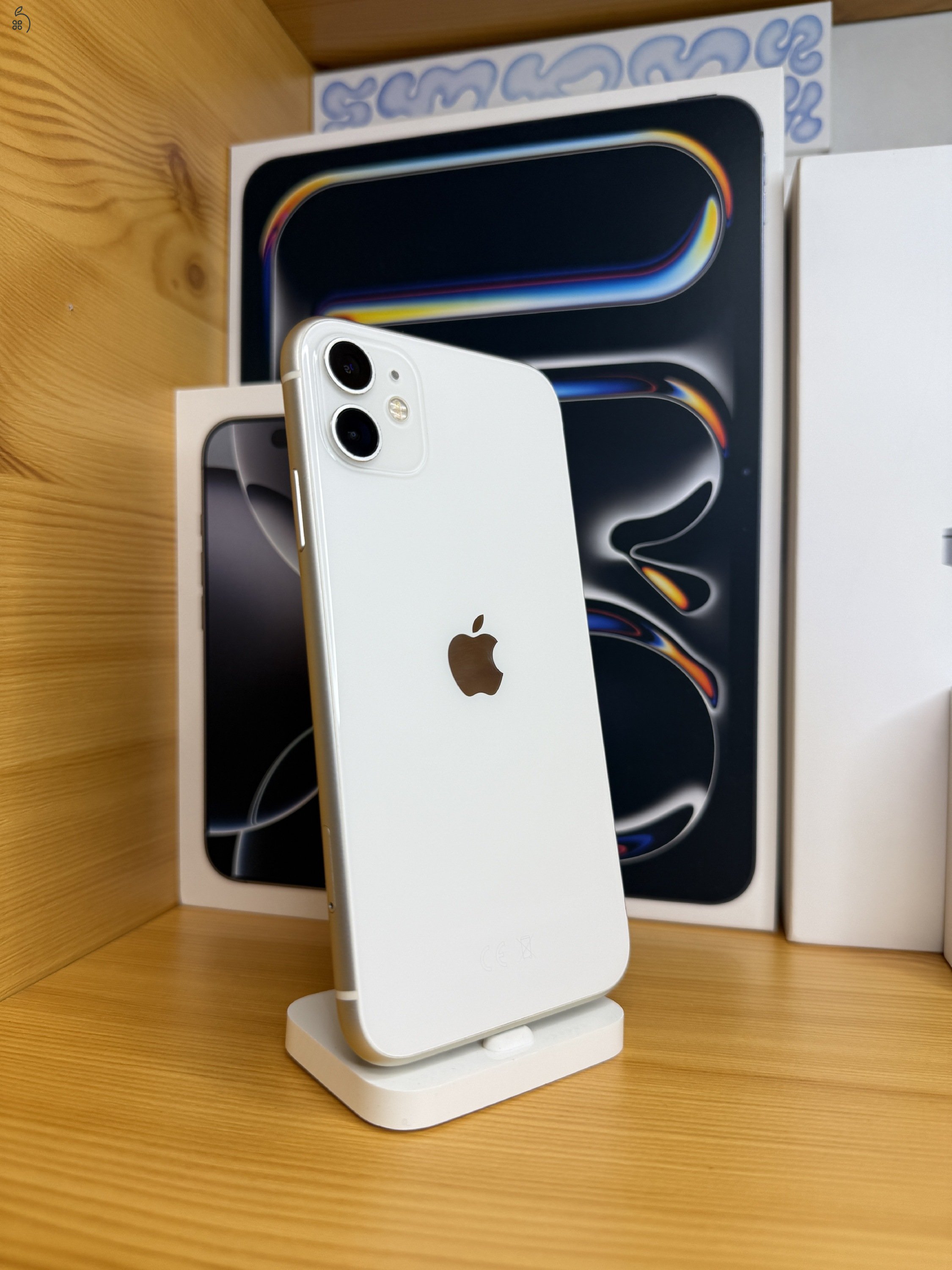 iPhone 11 Független 64GB 79% Akku (Kijelző szépséghiba)