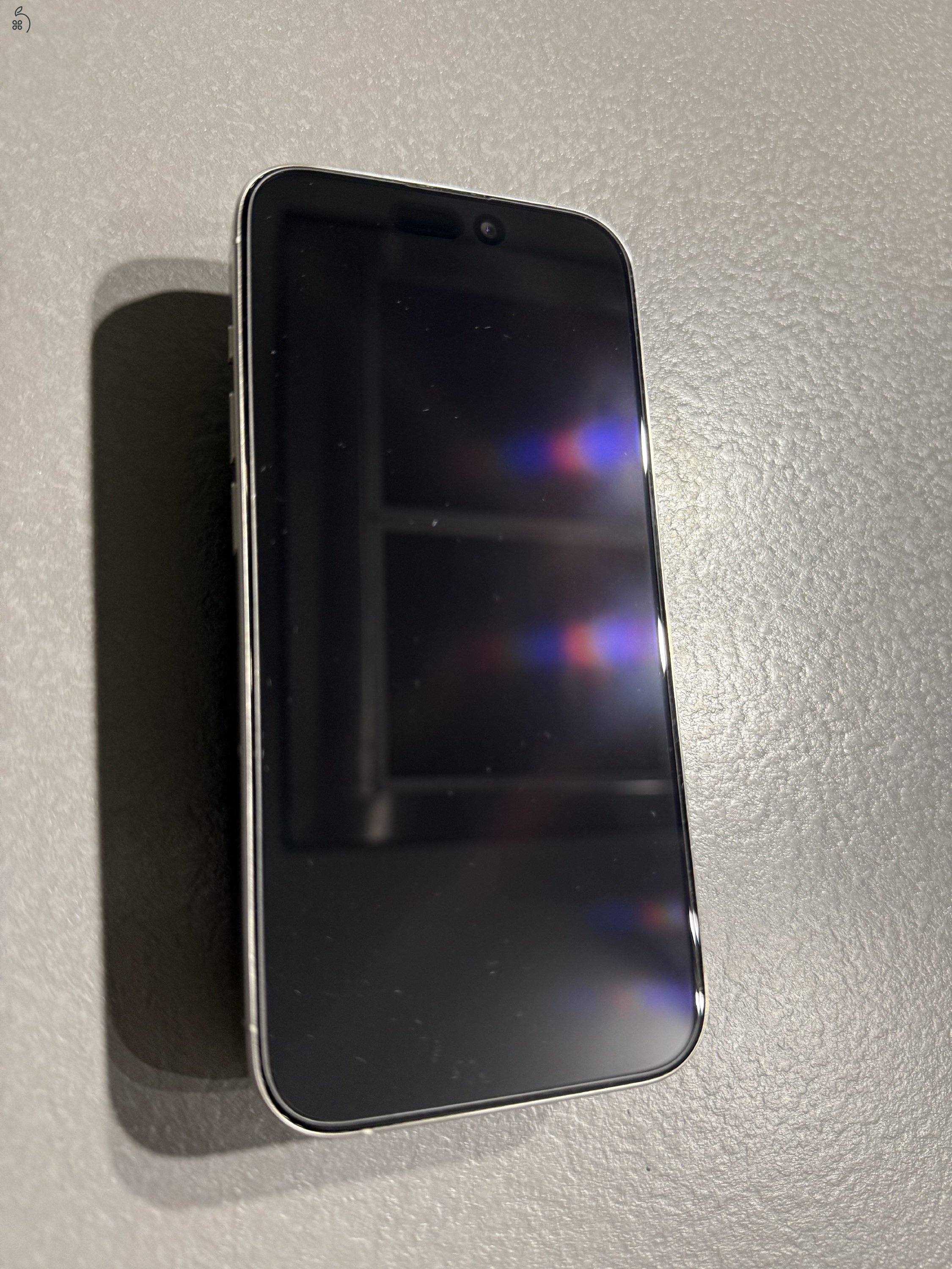 Eladó iPhone 15 Pro 256 GB fehér/titán – kitűnő állapotban