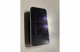 Eladó iPhone 15 Pro 256 GB fehér/titán – kitűnő állapotban