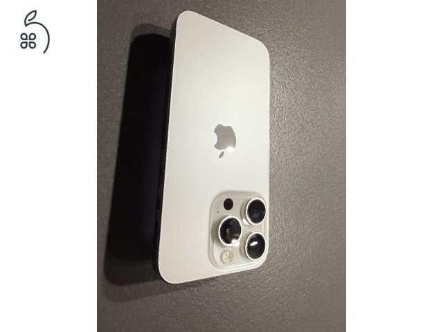 Eladó iPhone 15 Pro 256 GB fehér/titán – kitűnő állapotban