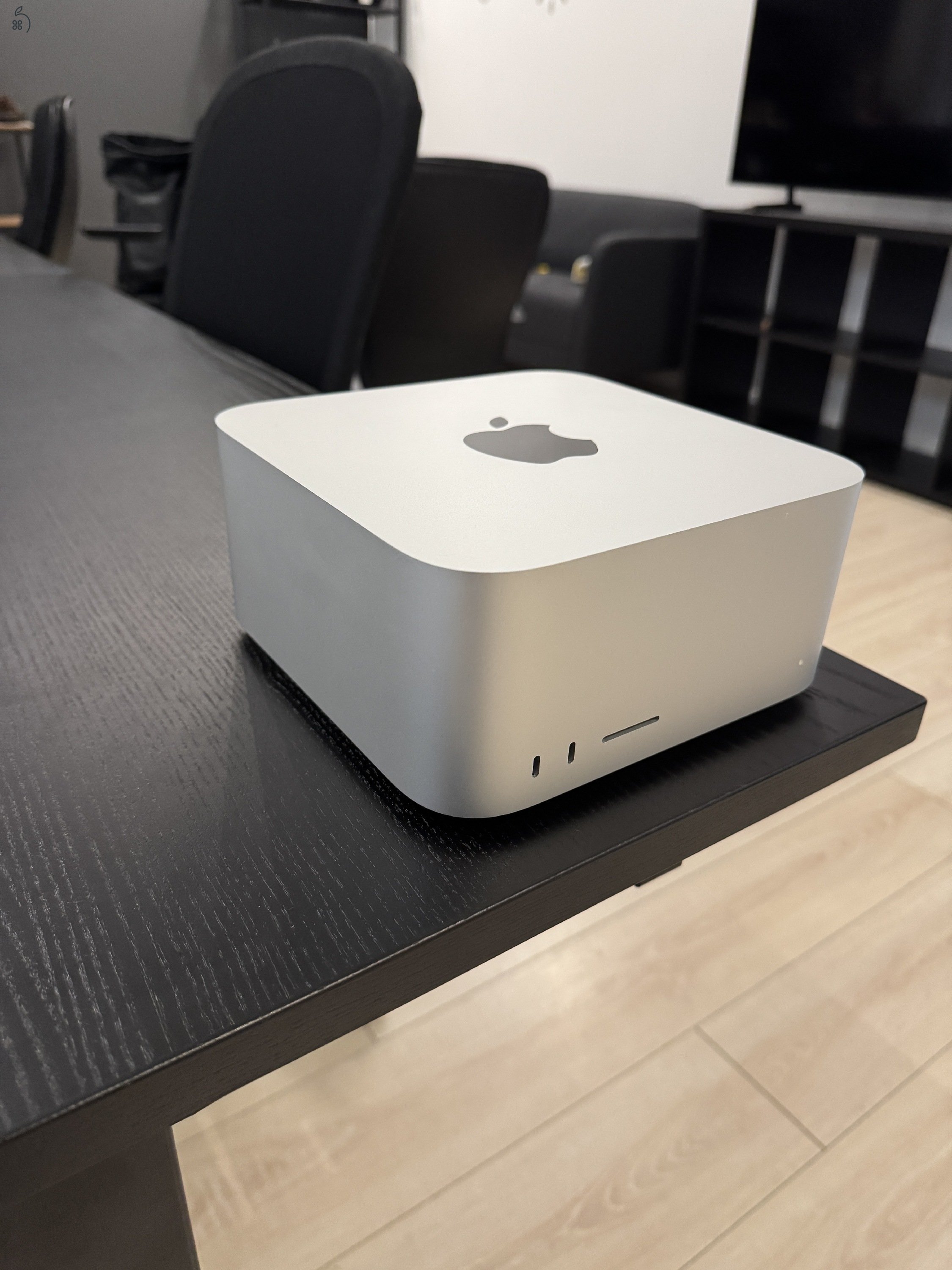 Eladó Mac Studio M2 Max 32GB, 30 magos GPU, 512Gb