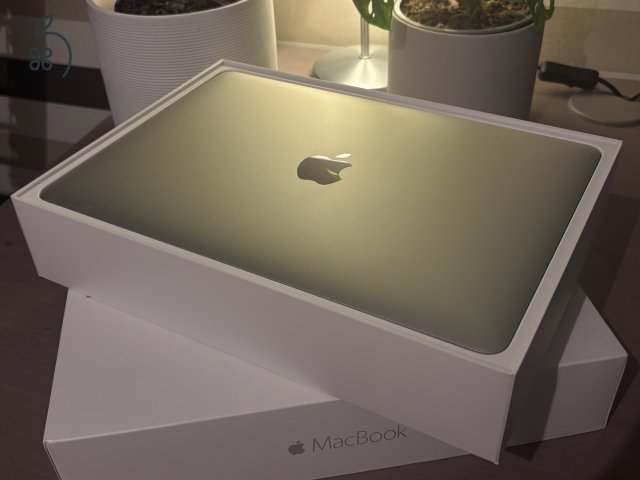 Apple MacBook Retina 12