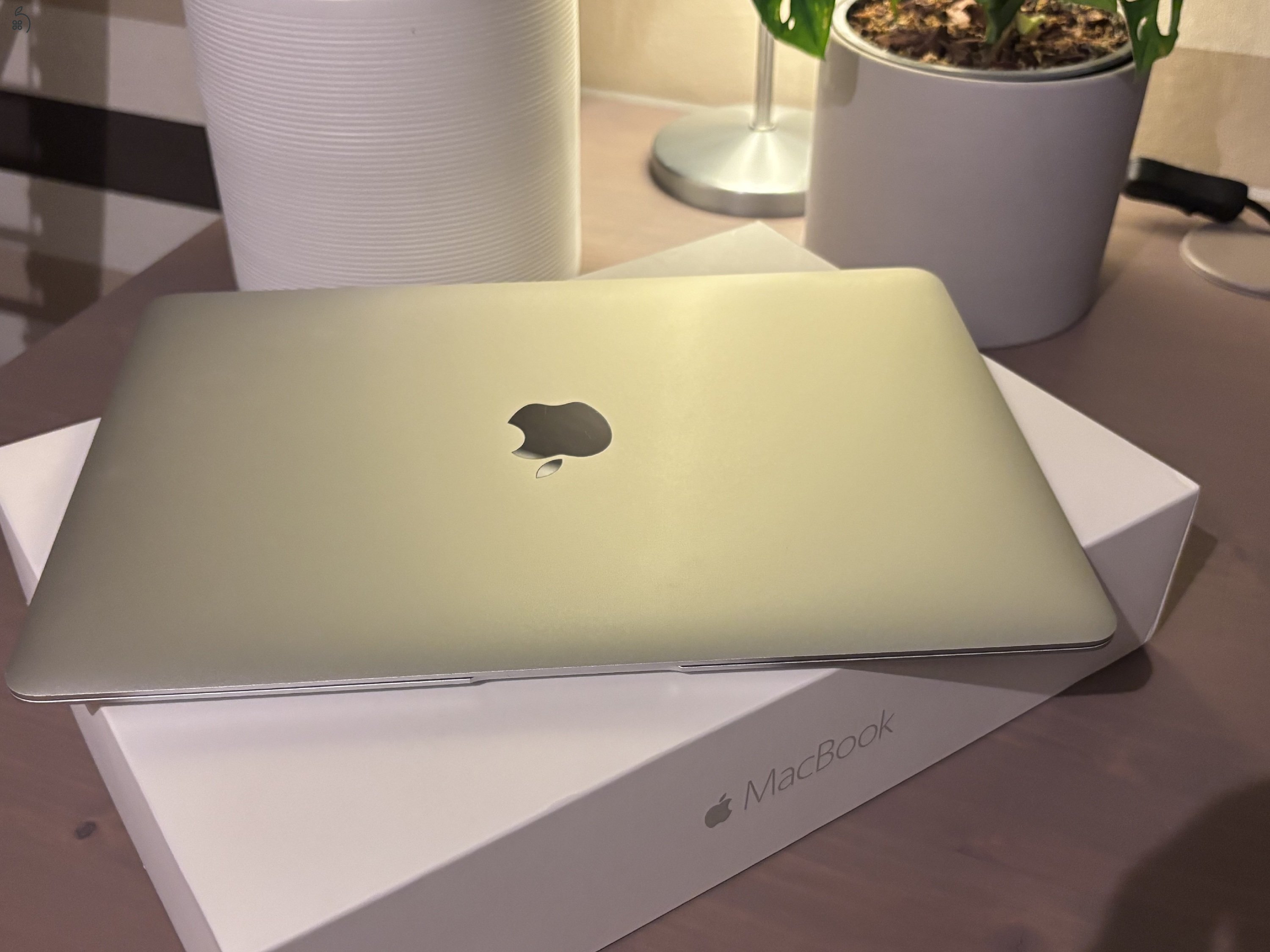 Apple MacBook Retina 12