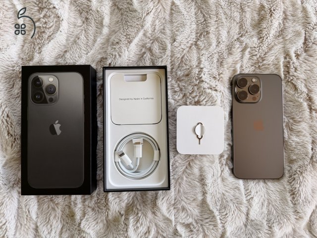 iPhone 13 Pro 128GB Grafitszürke + 7 db tok + üvegfólia szett! 