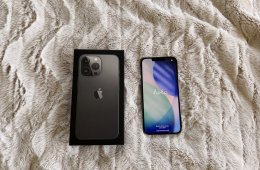 iPhone 13 Pro 128GB Grafitszürke + 7 db tok + üvegfólia szett! 