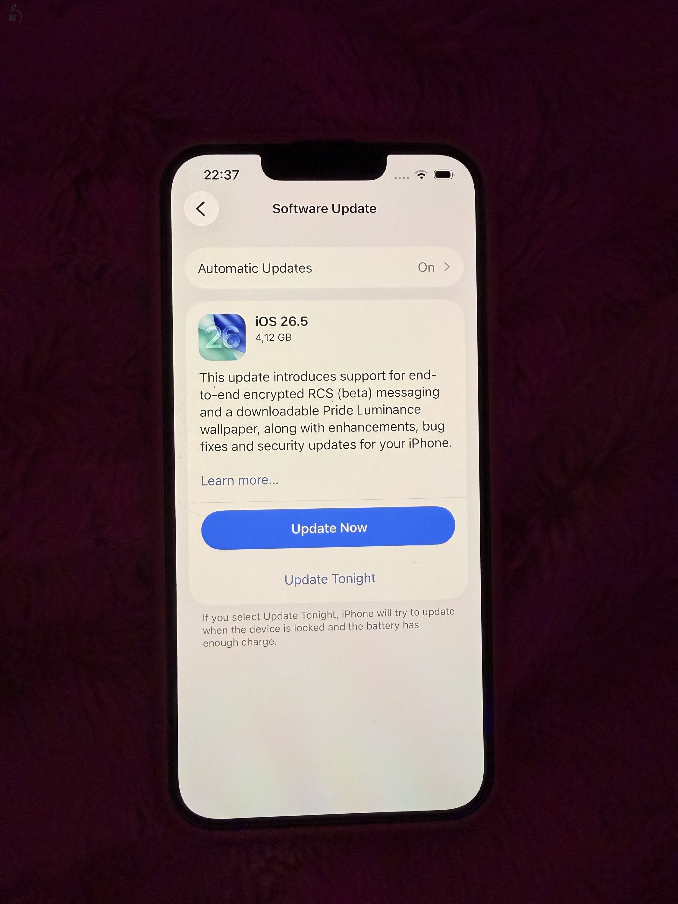 iPhone 13 Pro 128GB Grafitszürke + 7 db tok + üvegfólia szett! 