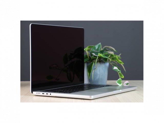 Használt MacBook Pro 14