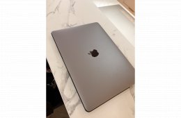 Macbook pro 13” 2020