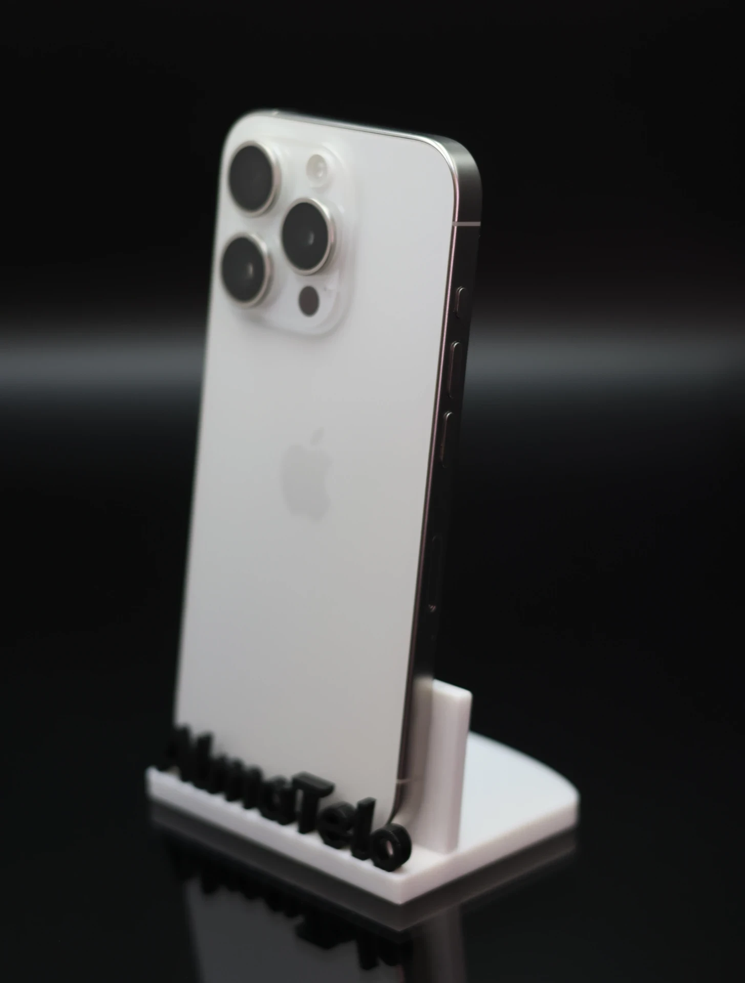 Apple iPhone 15 Pro eSIM 256 GB White Titanium 100% akku - 12 HÓ GARANCIA