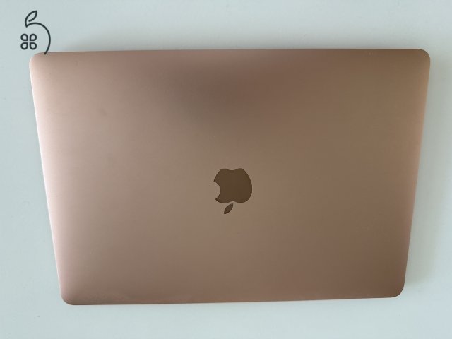 Eladó MacBook Air 13