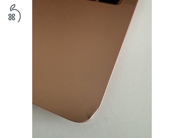 Eladó MacBook Air 13