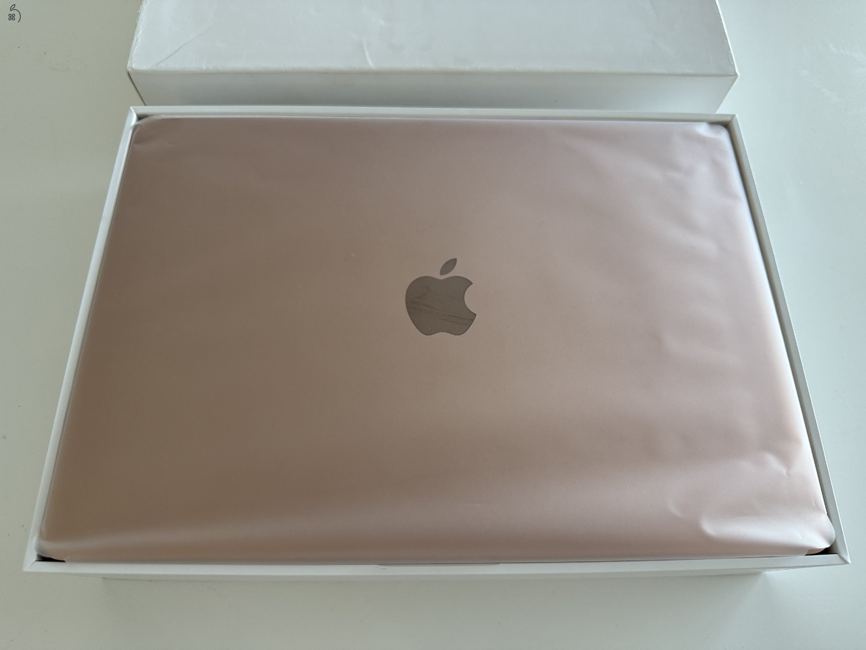 Eladó MacBook Air 13