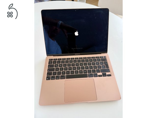 Eladó MacBook Air 13