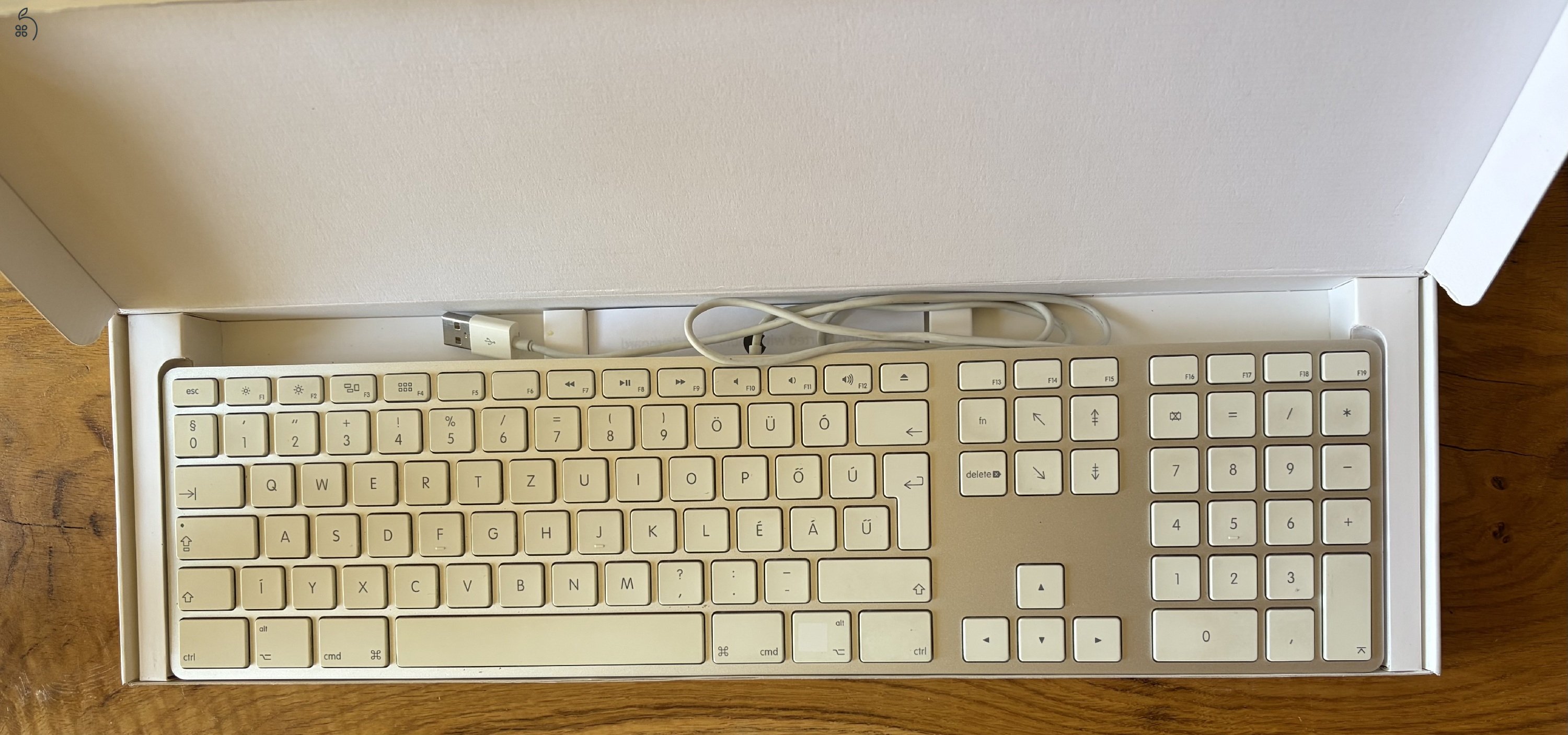 Apple Keyboard A1243 alkatrésznek, dobozában