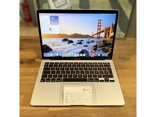 .Apple MacBook Air - M1 - 8 GB RAM - 256 GB SSD - Akku 89% (3.)
