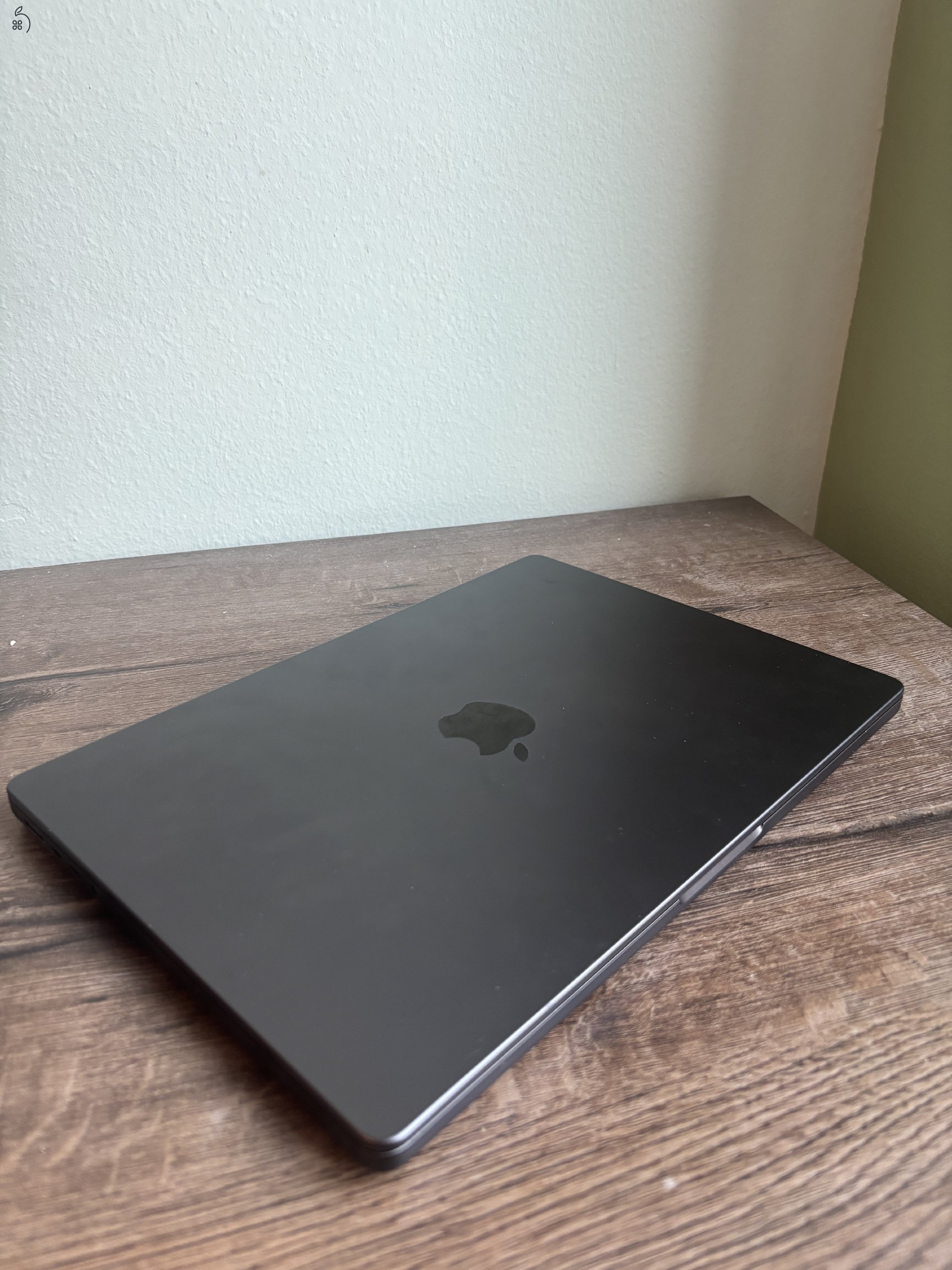 MacBook Pro 14