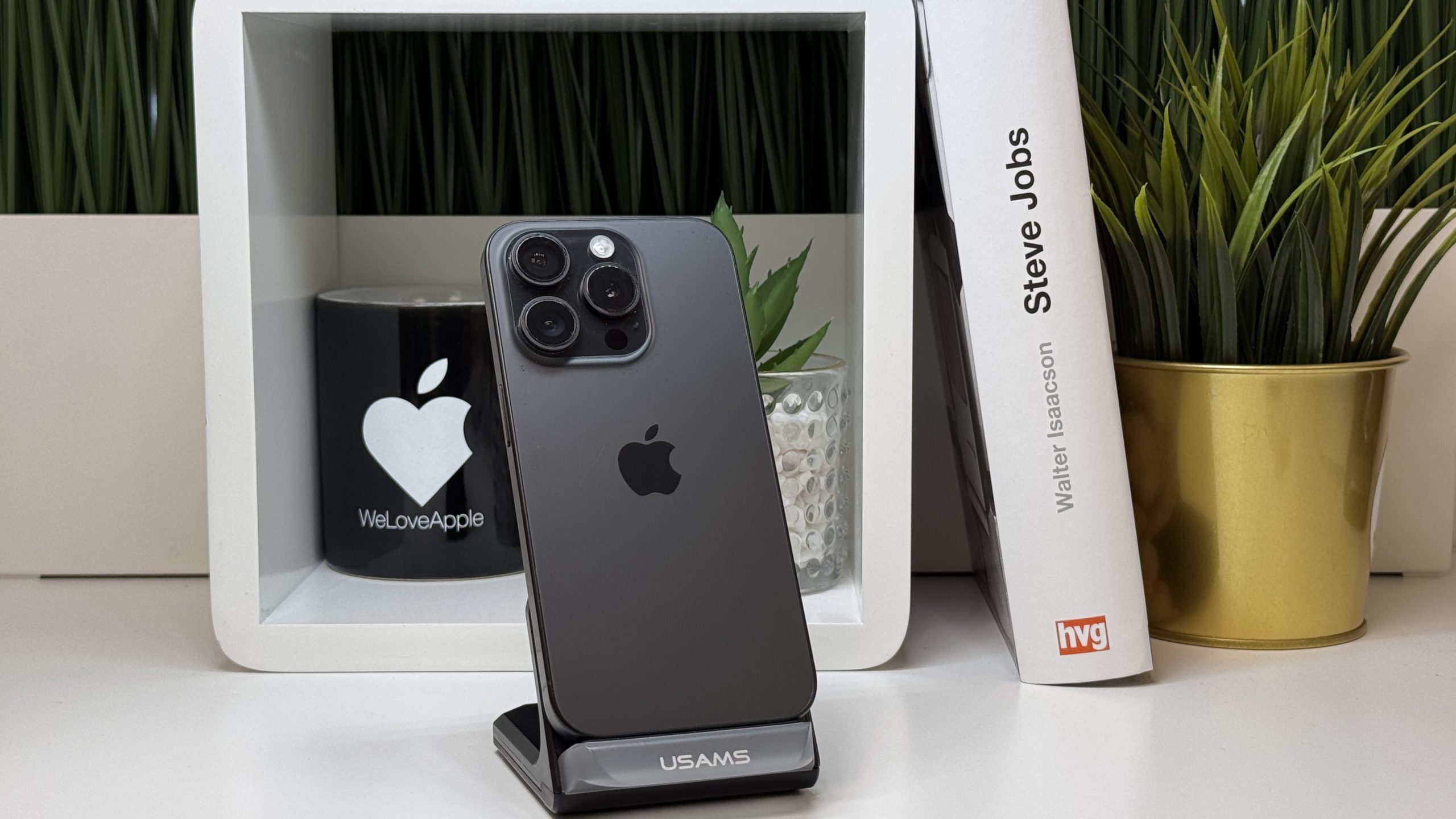 iPhone 15 Pro 256GB, Fekete Titán, Független, Számla, 2 Év Garancia, 89%