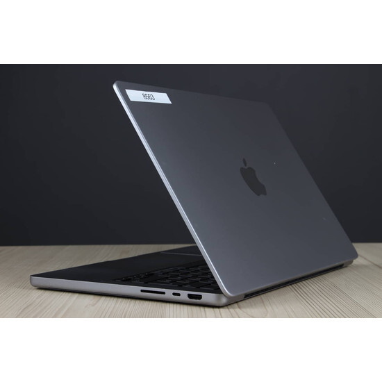 Használt MacBook Pro 14