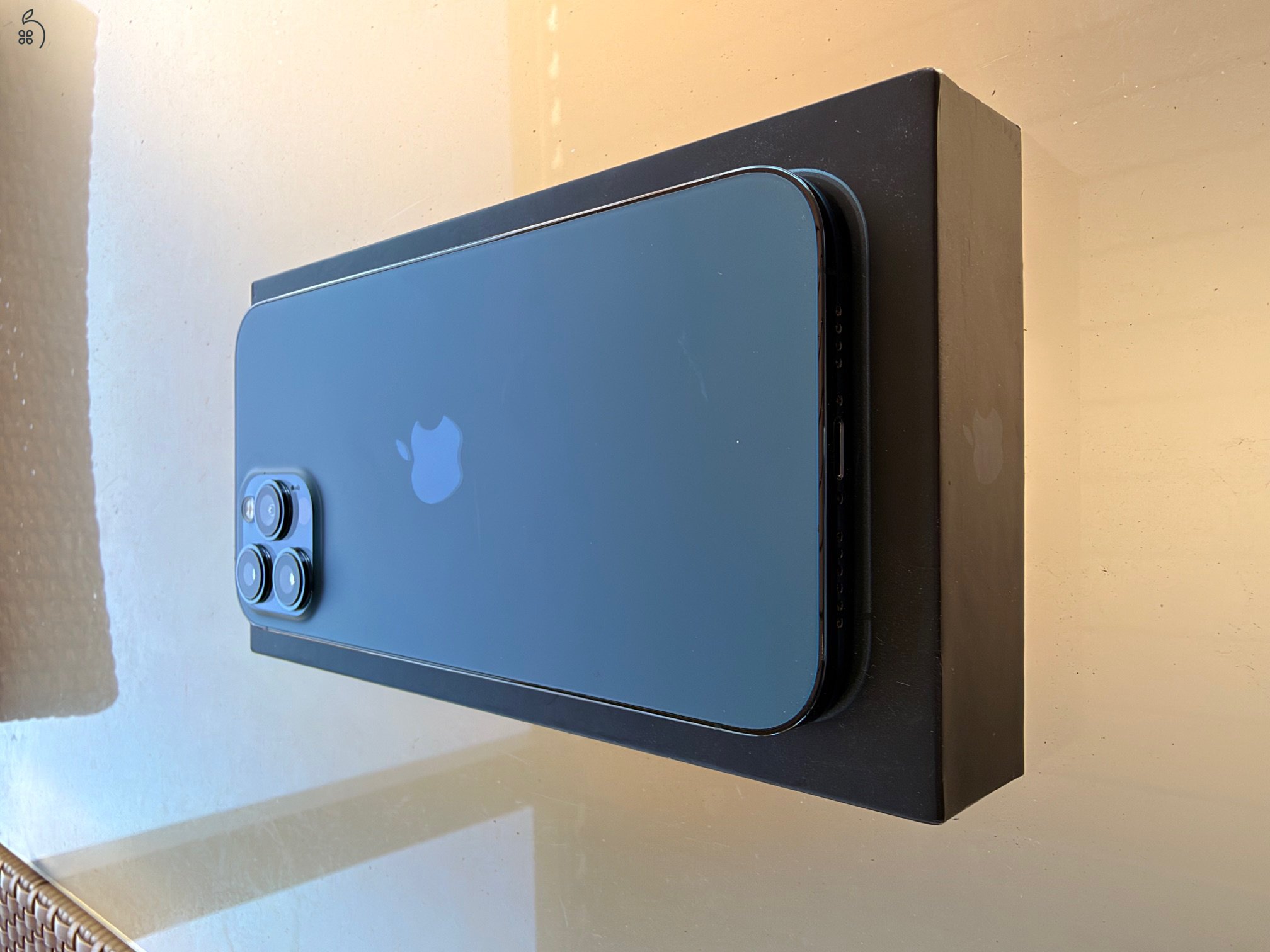 iPhone 12 ProMax 128 GB - sérlülésmentes, kártyafüggetlen