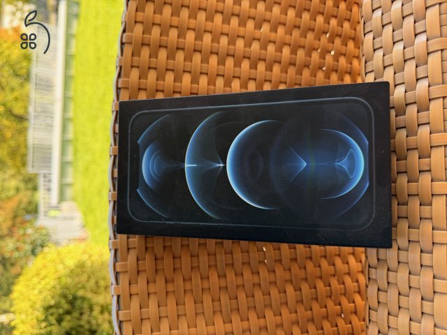 iPhone 12 ProMax 128 GB - sérlülésmentes, kártyafüggetlen