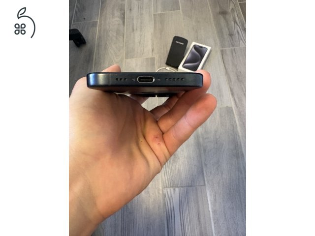 Iphone 15 pro - Blue Titanium 