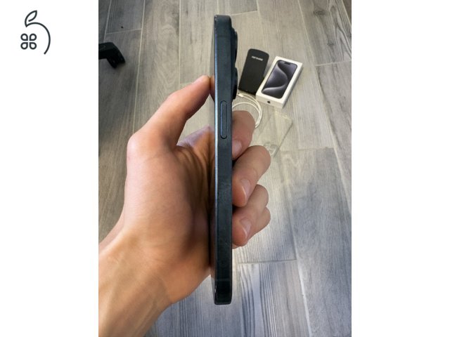 Iphone 15 pro - Blue Titanium 