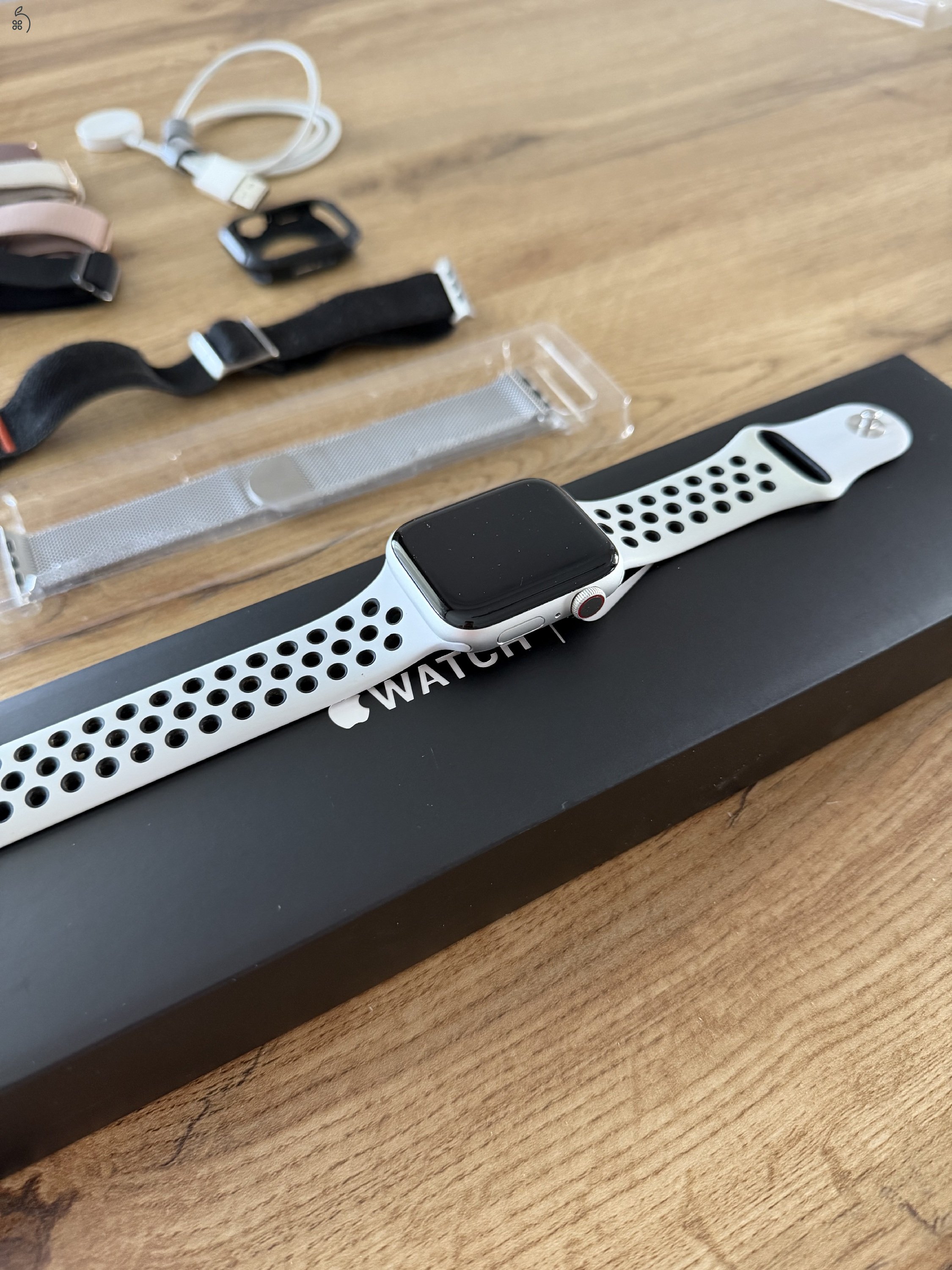 Apple Watch 6 Nike 44mm + cellular