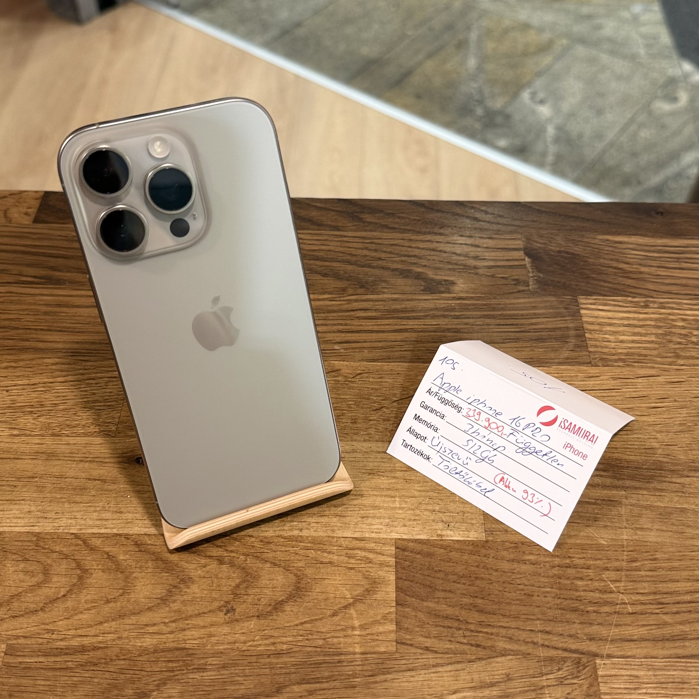 iPhone 16 Pro - 512 GB - Natúr titán - Újszerű - Akku 93%(105. )