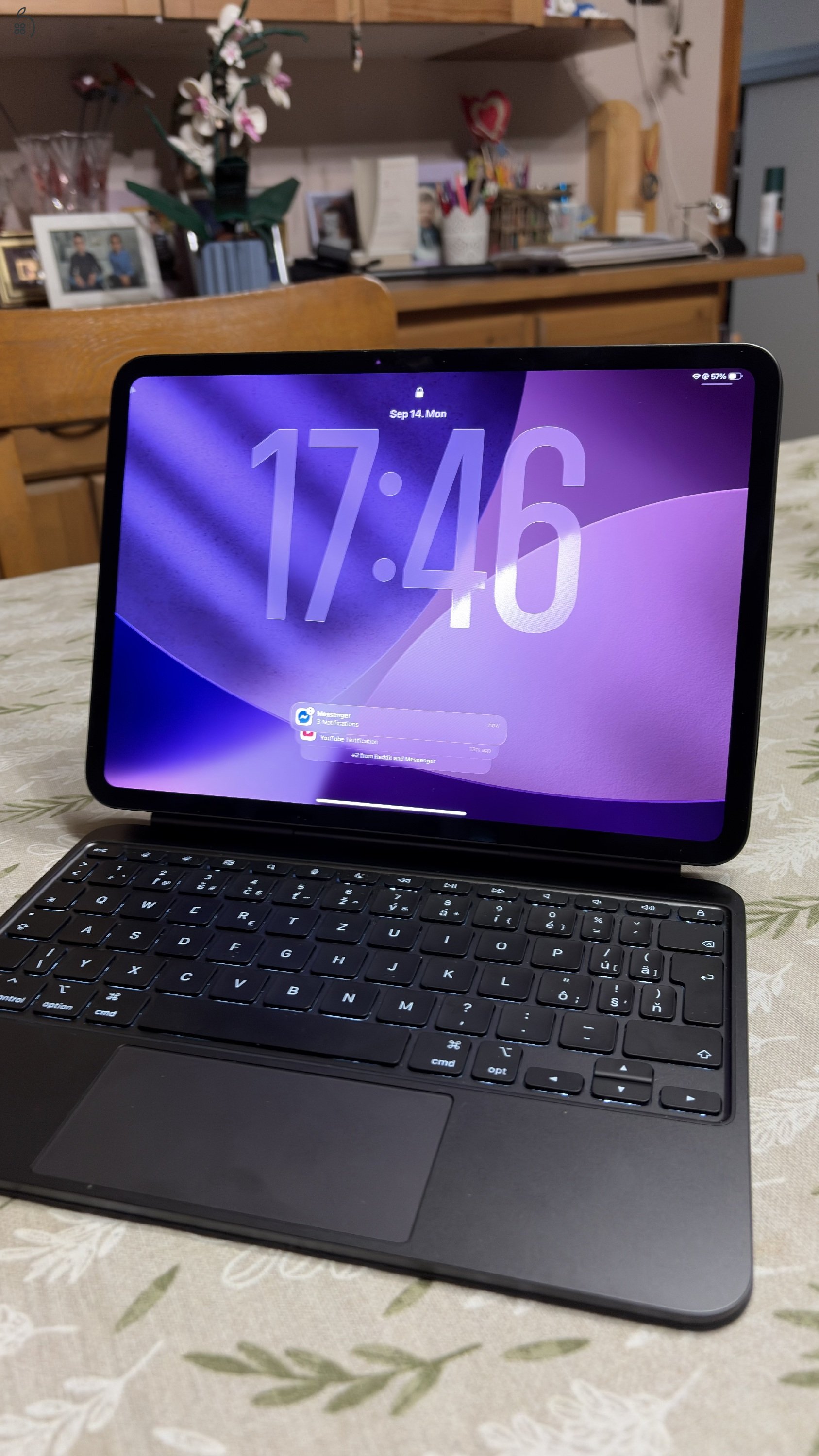 Ipad pro m5 11” + magic keyboard