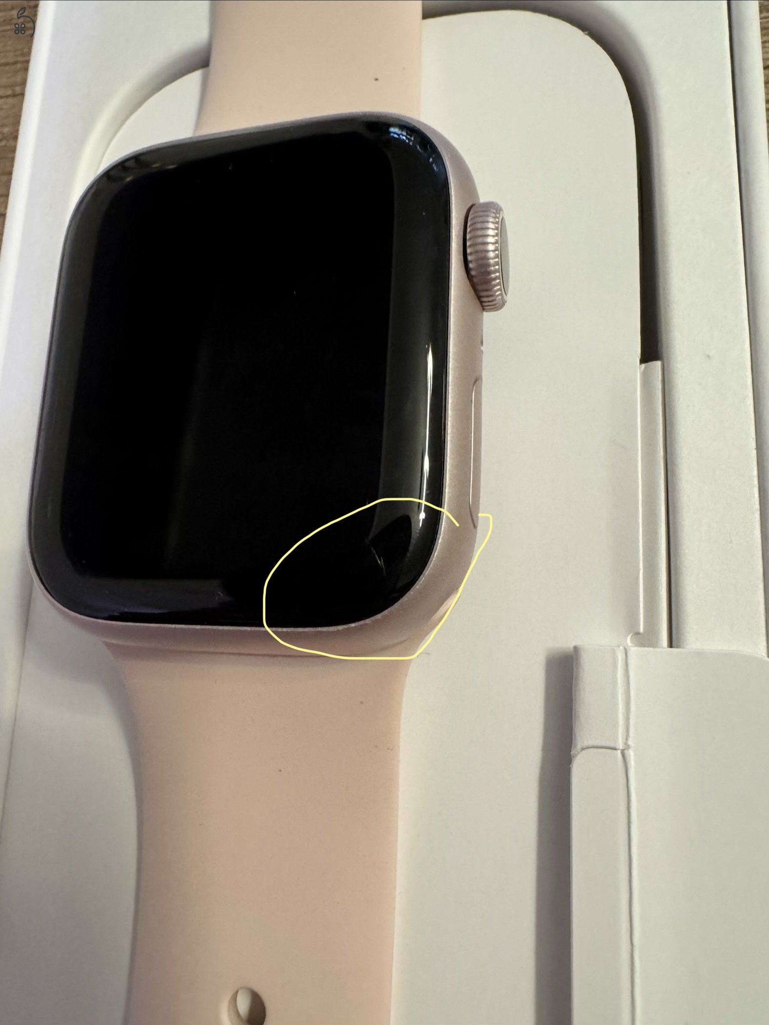 Apple Watch Series 9-em, 41 mm-es, GPS-es változat Rózsaszín
