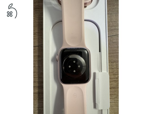 Apple Watch Series 9-em, 41 mm-es, GPS-es változat Rózsaszín