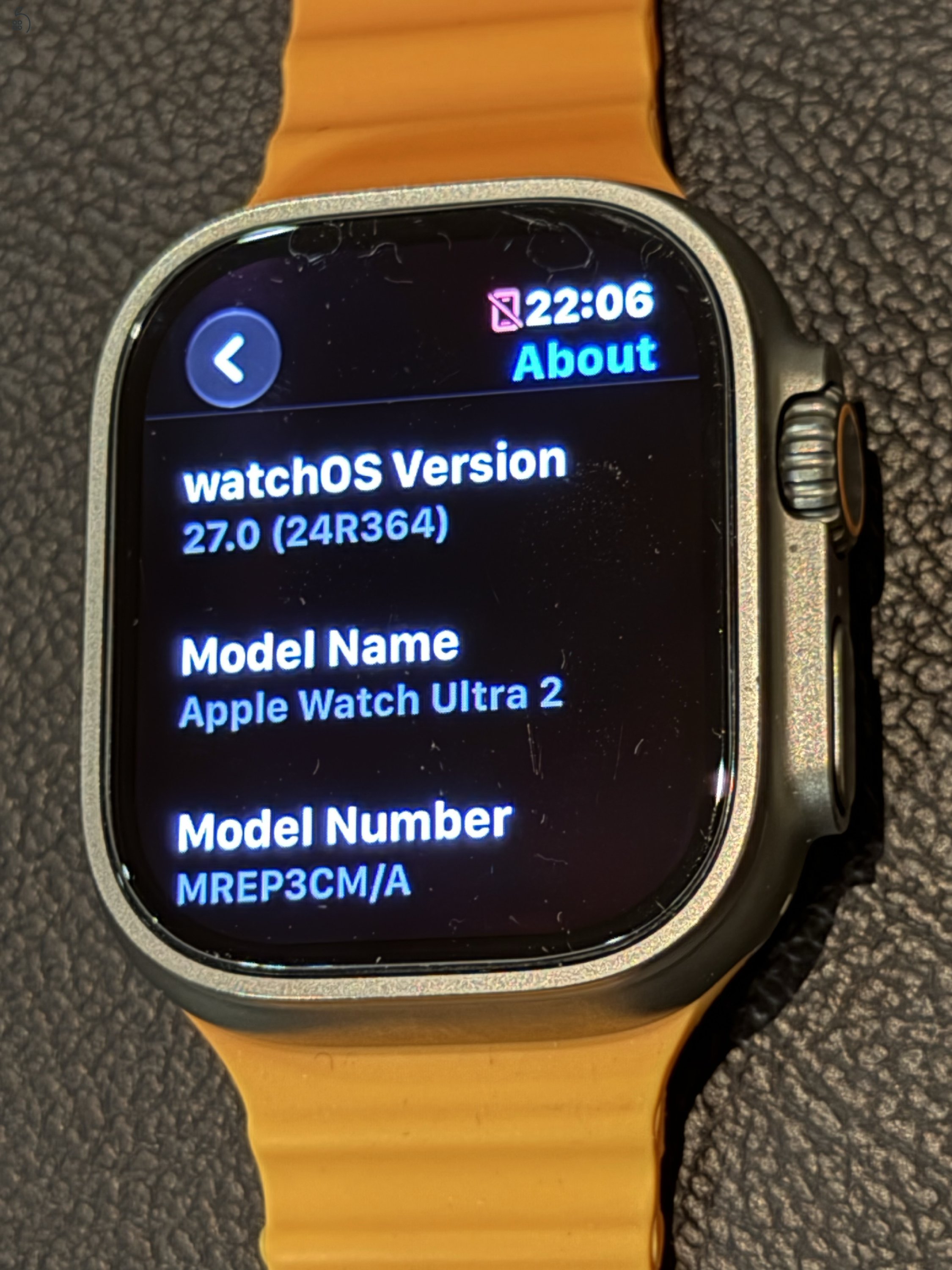 Apple Watch Ultra 2 extrákkal eladó