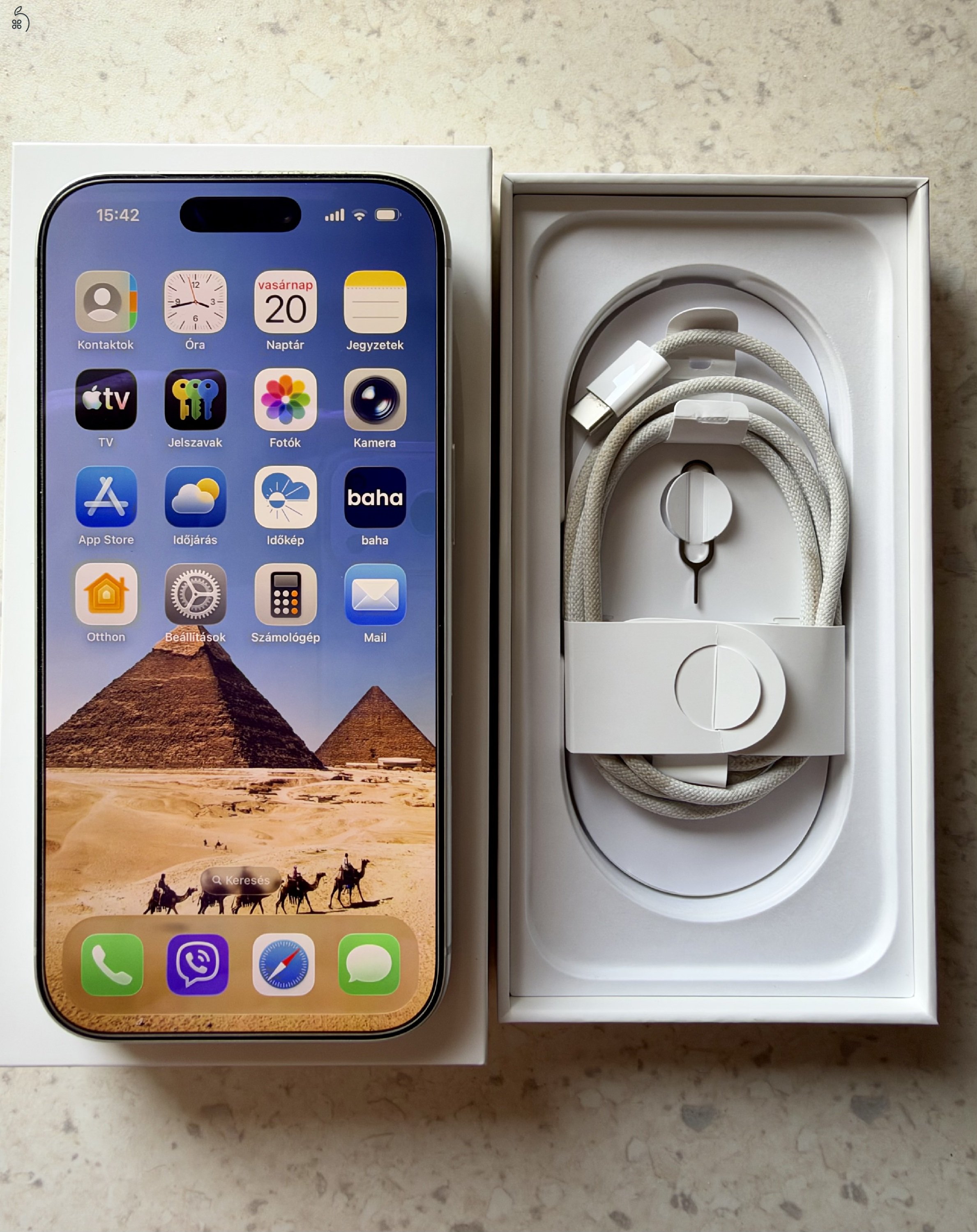 Iphone 17 Pro 256 GB Silver színben 100% -os Akkuval
