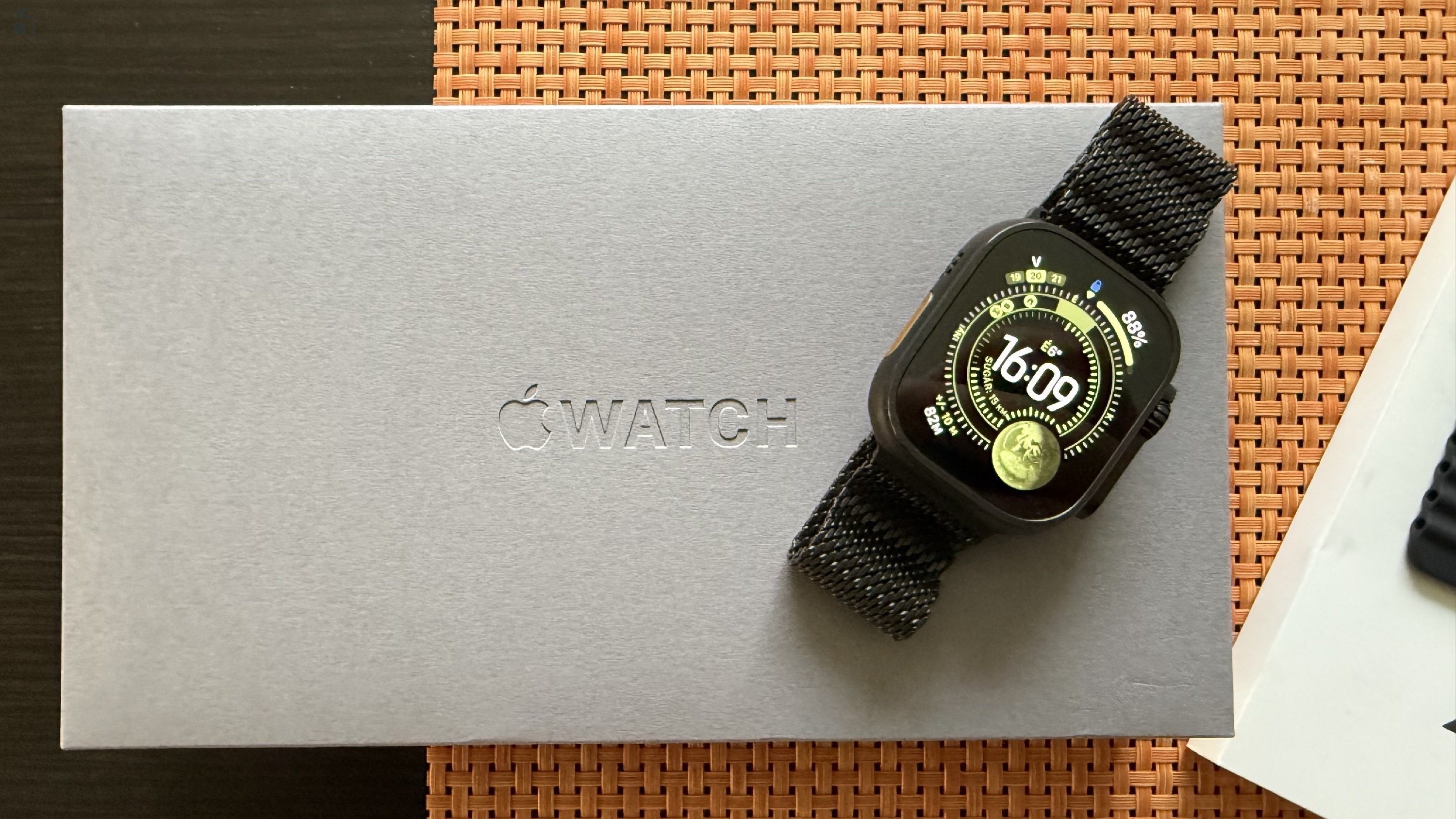 Apple Watch Ultra 2 GPS + Cellular 49mm ESIM Hibátlan! Garanciás!