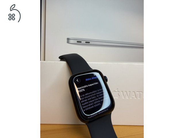  MAKULÁTLAN Apple Watch Series 8 45mm 100% akku