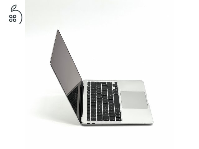 MacBook Air 13″ 2020, M1 8 Cores, 16 GB RAM, 7 core GPU, 256 GB SSD, Silver 27% Áfa (0600AB)