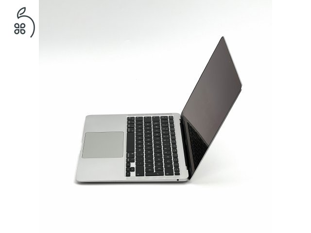 MacBook Air 13″ 2020, M1 8 Cores, 16 GB RAM, 7 core GPU, 256 GB SSD, Silver 27% Áfa (0600AB)
