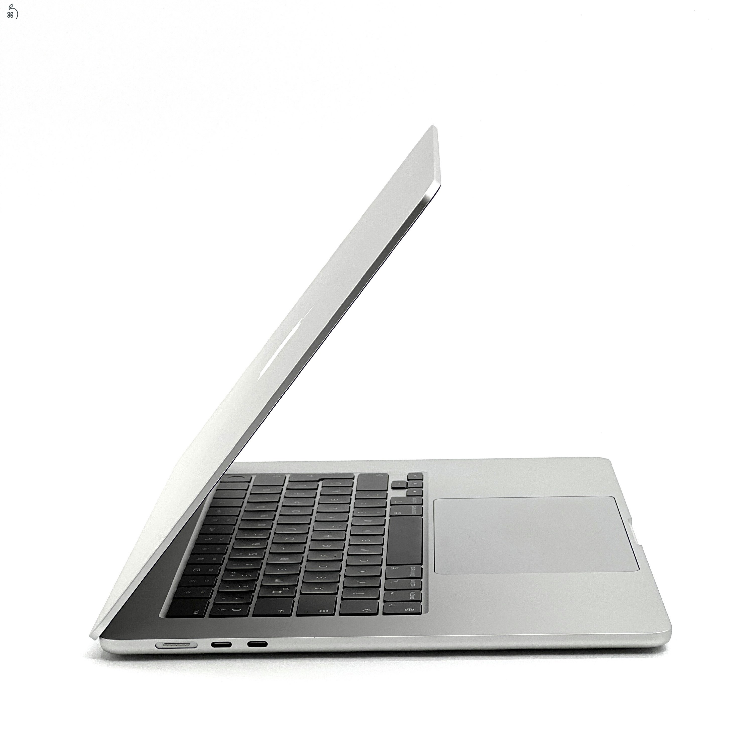 MacBook Air 15″ 2024, M3 8 Core, 16 GB RAM, 10 core GPU, 512 GB SSD, Silver 27% Áfás, 0607AB 