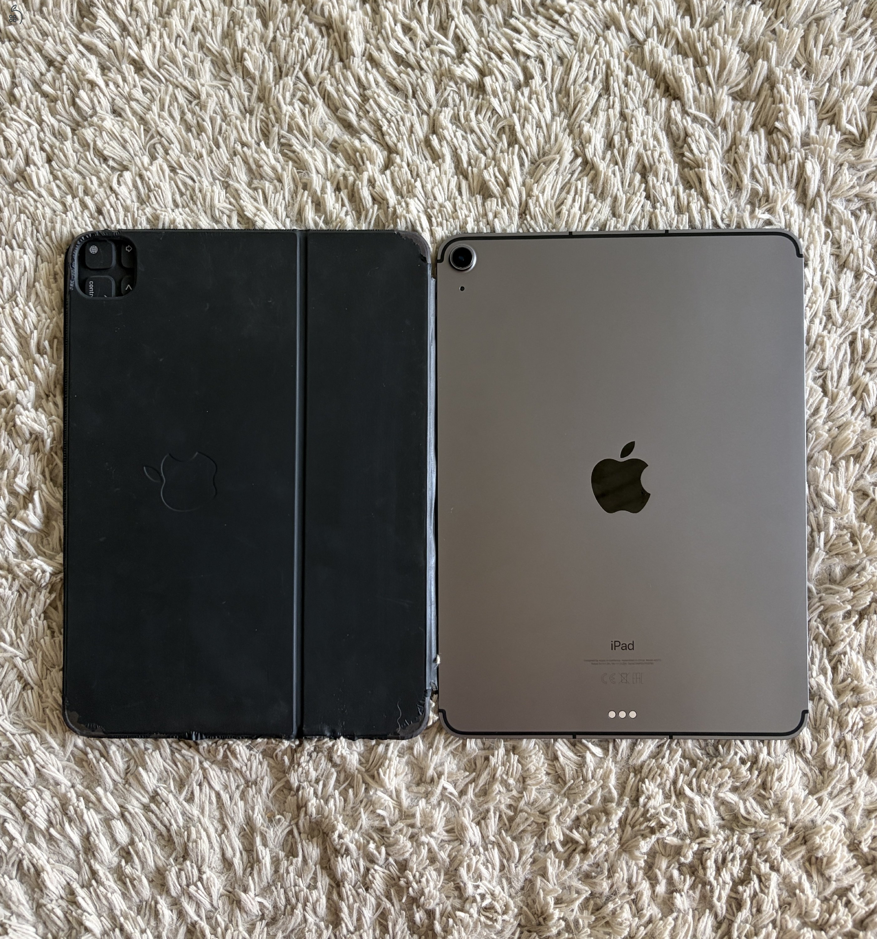 Apple iPad Air 4 64GB Cellular + Apple Smart Keyboard Folio