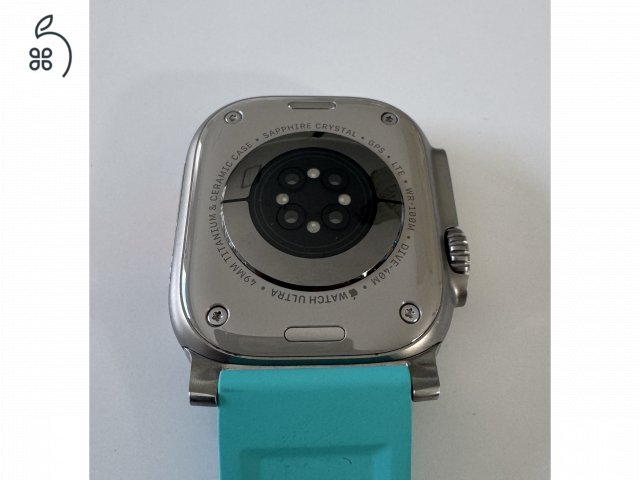 Apple Watch Ultra 1 49 mm Titanium – GPS + Cellular (GSM) változat, karcmentes kijelző 86% akku + 3 szíj