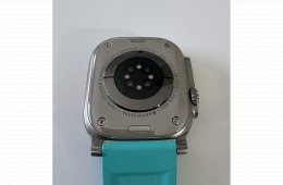 Apple Watch Ultra 1 49 mm Titanium – GPS + Cellular (GSM) változat, karcmentes kijelző 86% akku + 3 szíj
